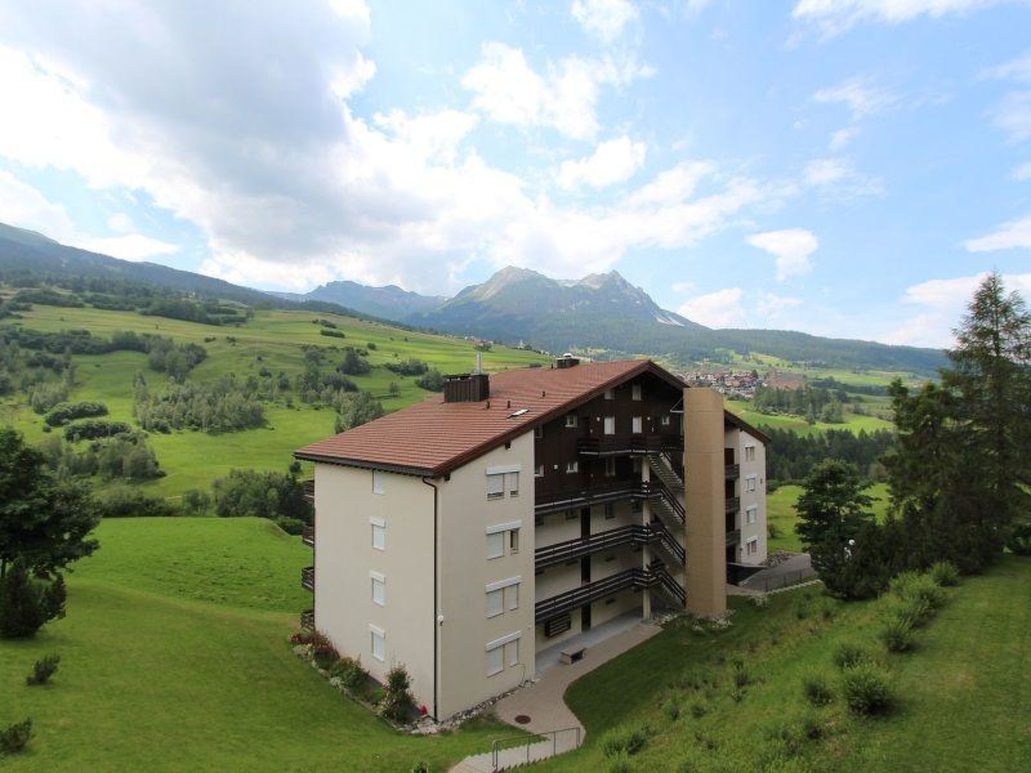 Las Vals B11 Appartement/Fewo, Bad, WC, 3 Schlafräume - Buiten
