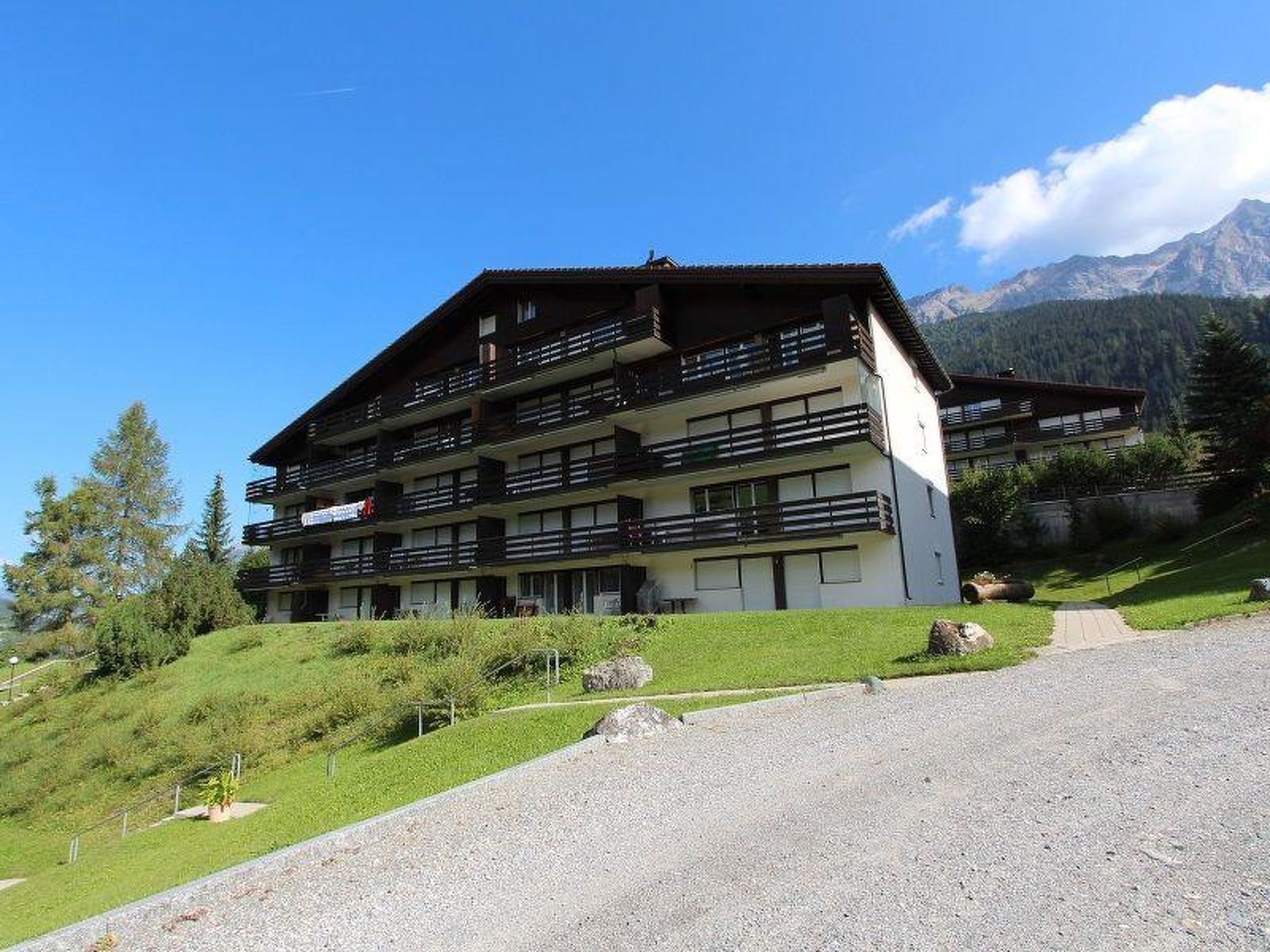 Las Vals B5 Appartement/Fewo, Bad, WC, 2 Schlafräume 3 Zimmerwohnung - 5 Betten - Buiten