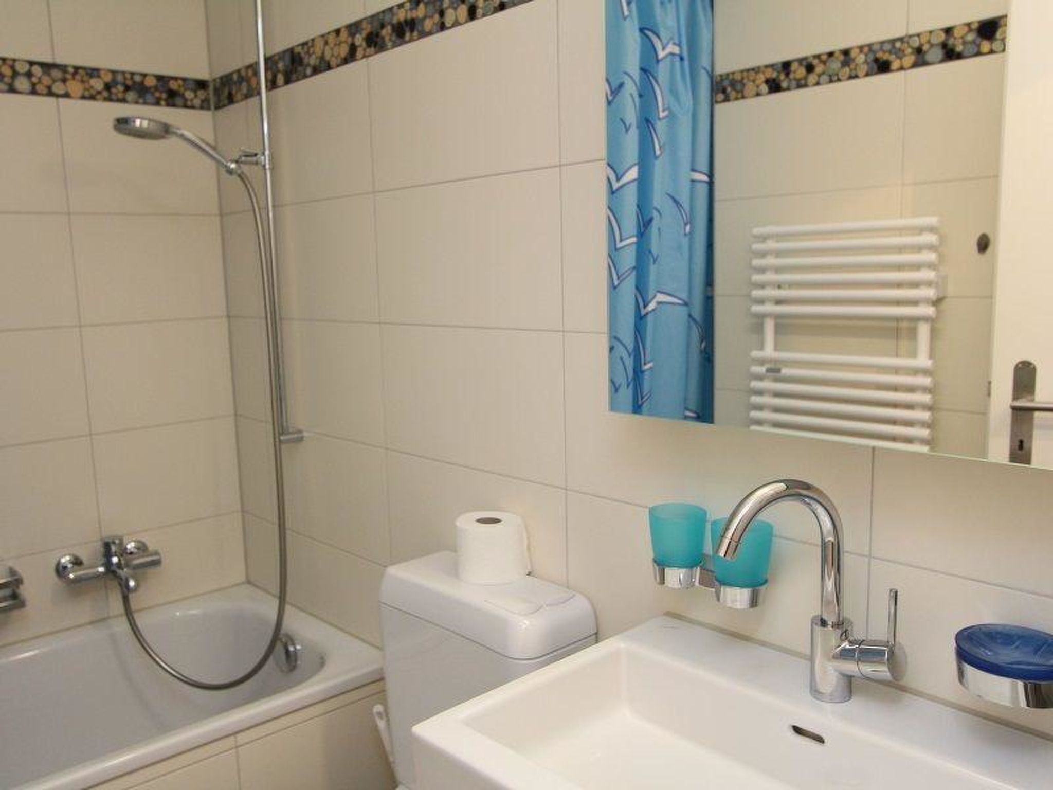 Las Vals E14 2.5 Zimmerwohnung - 4 Betten - Binnen