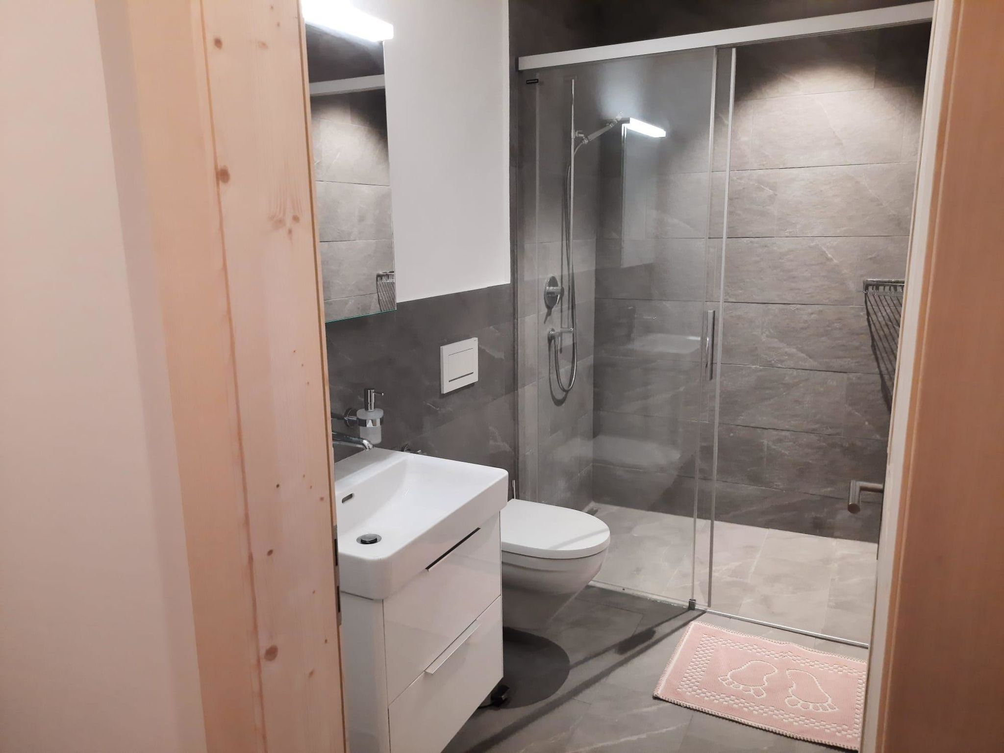 Badogna Appartement/Fewo, Dusche, WC, 1 Schlafraum 2 Zimmerwohnung - 4 Betten - Image-tags.info