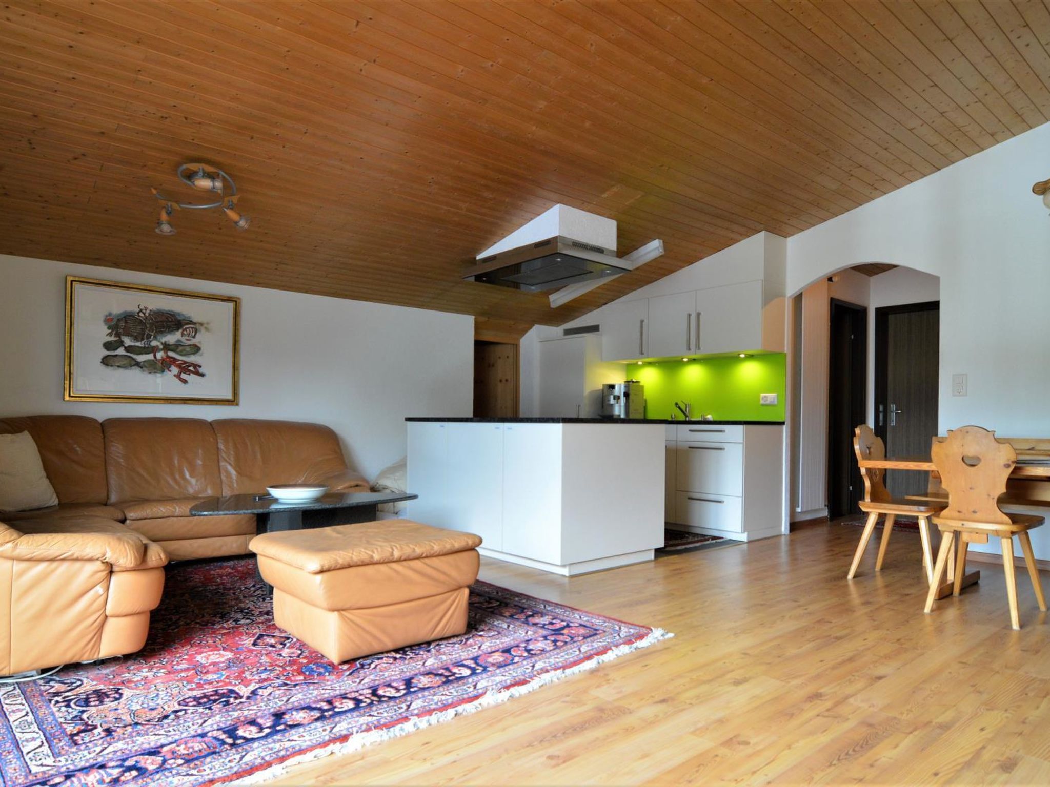 Tgesa Zundregn Appartement/Fewo, Bad, WC, 3 Schlafräume