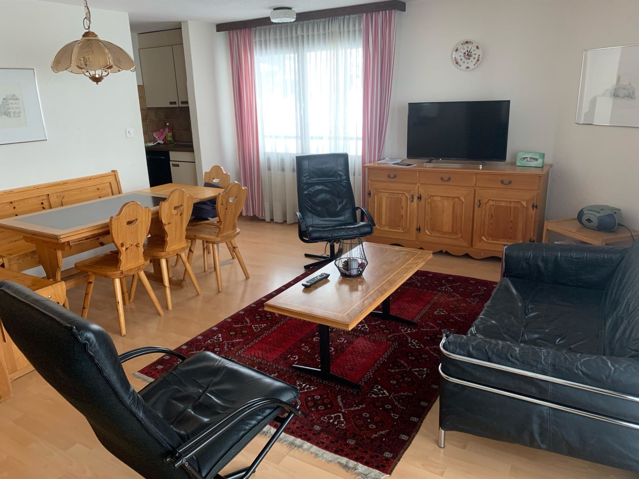Casa Surselva Whg Bilger Appartement/Fewo, Bad, WC, 2 Schlafräume
