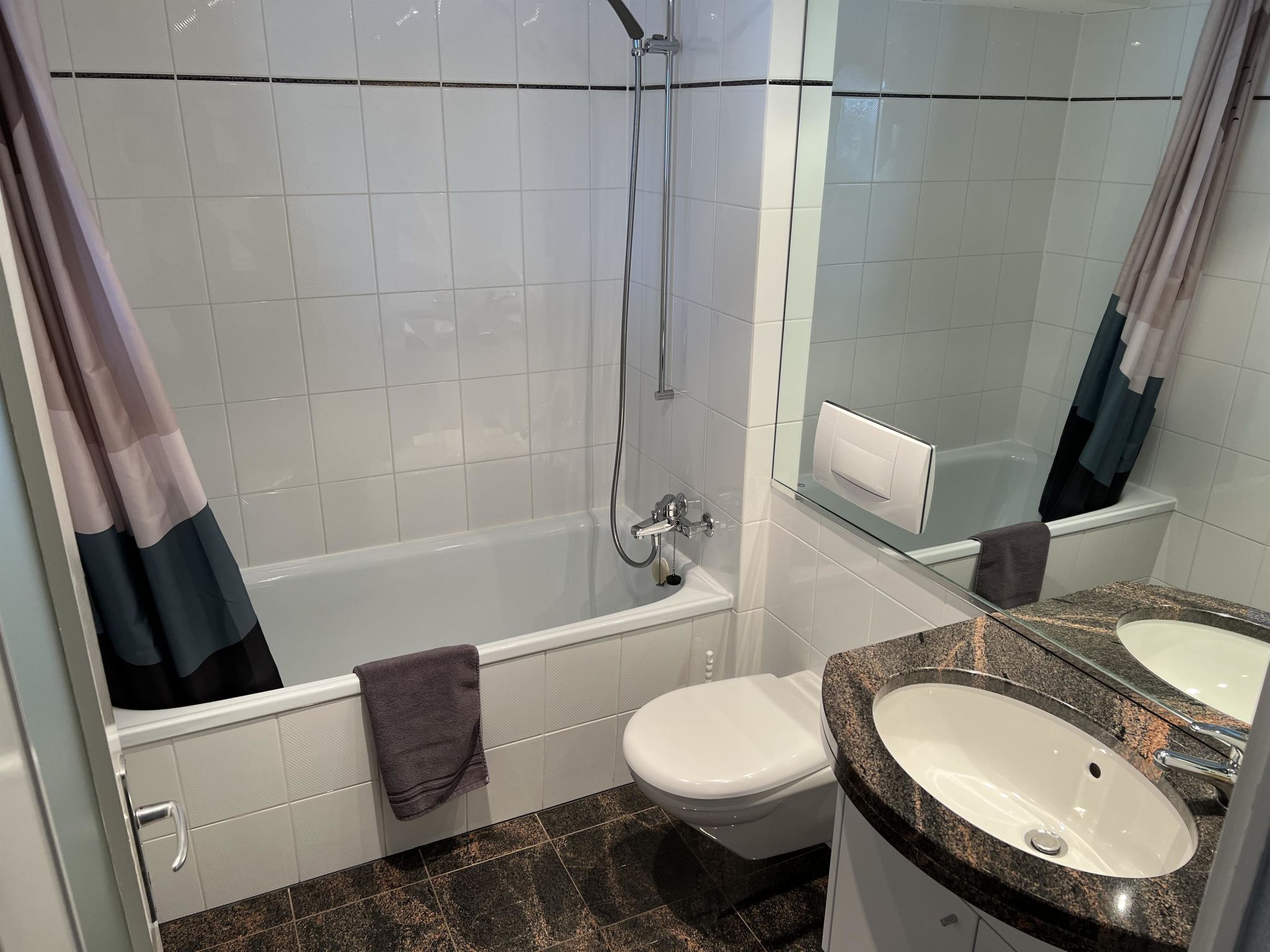Som Barnagn 7 Appartement/Fewo, Bad, WC, 3 Schlafräume - Image-tags.info
