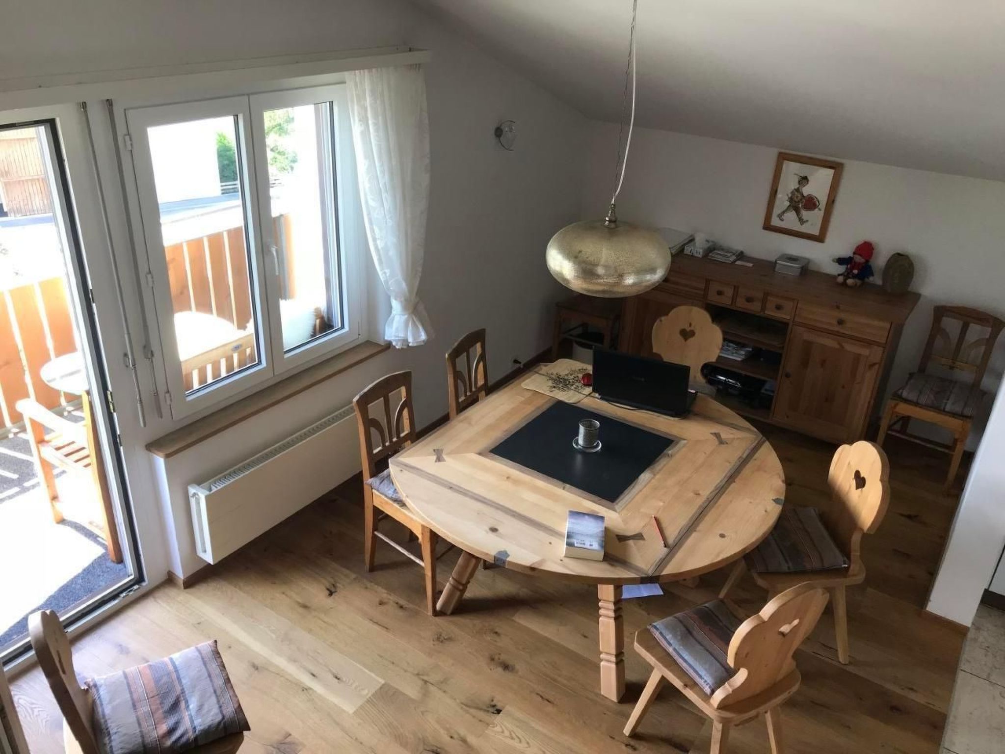 Grosszügige Dachwohnung mit Aussicht