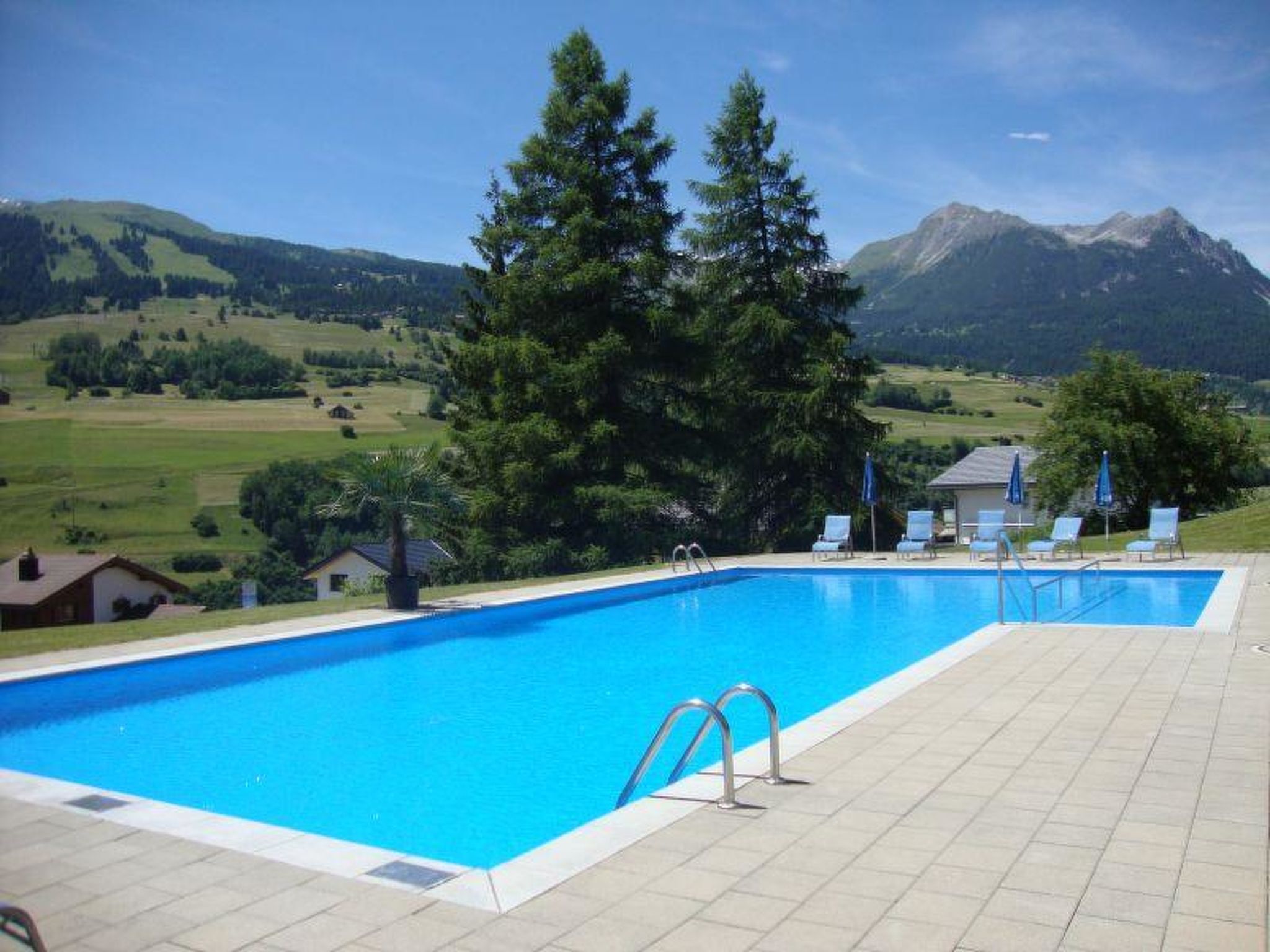 Tgesa Sunnmatt Nr. 13 Appartement/Fewo, Bad, WC, 1 Schlafraum - Image-tags.info