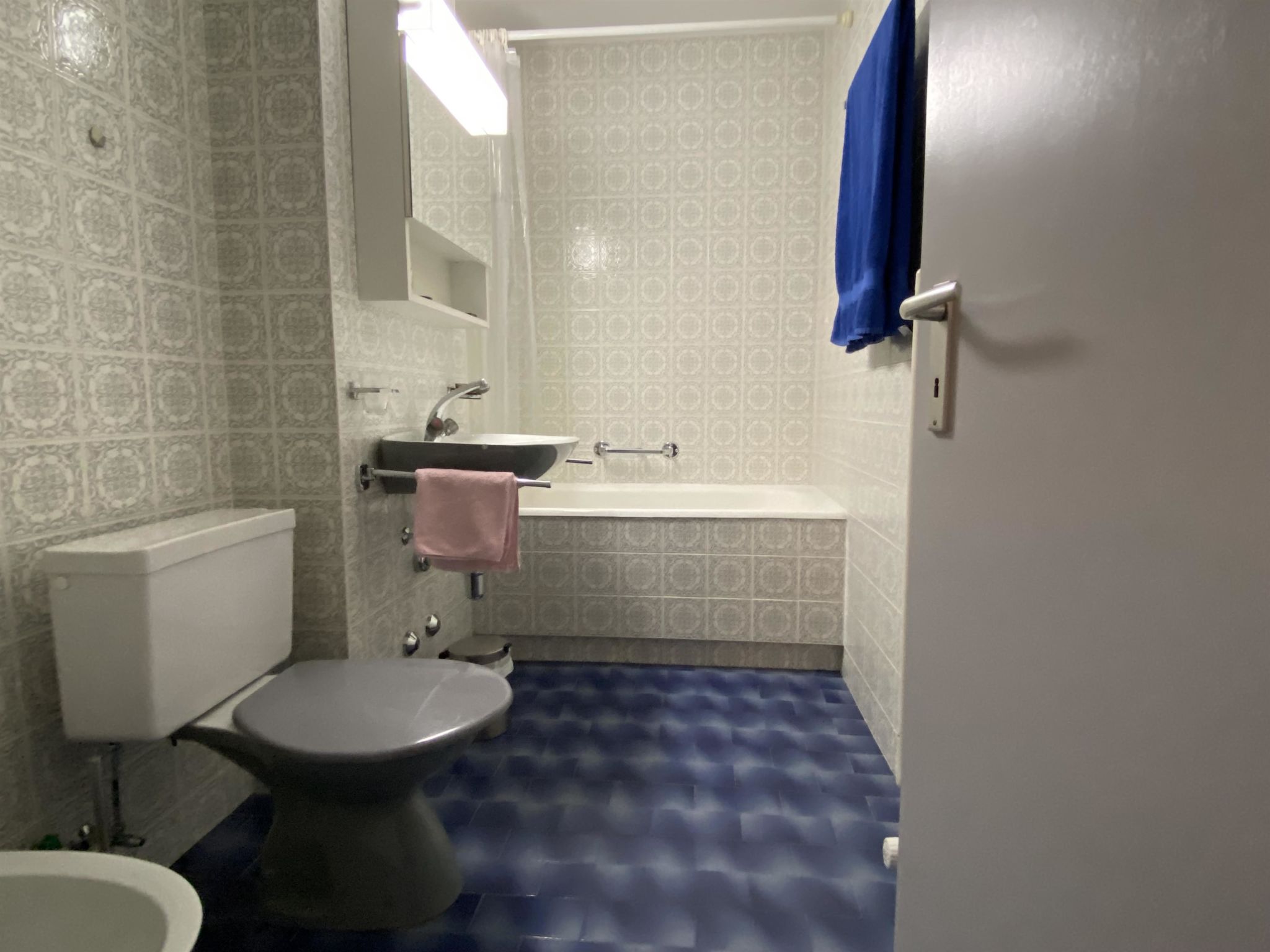 Tga Rundigna Appartement/Fewo, Dusche oder Bad, WC, 2 Schlafräume - Image-tags.info