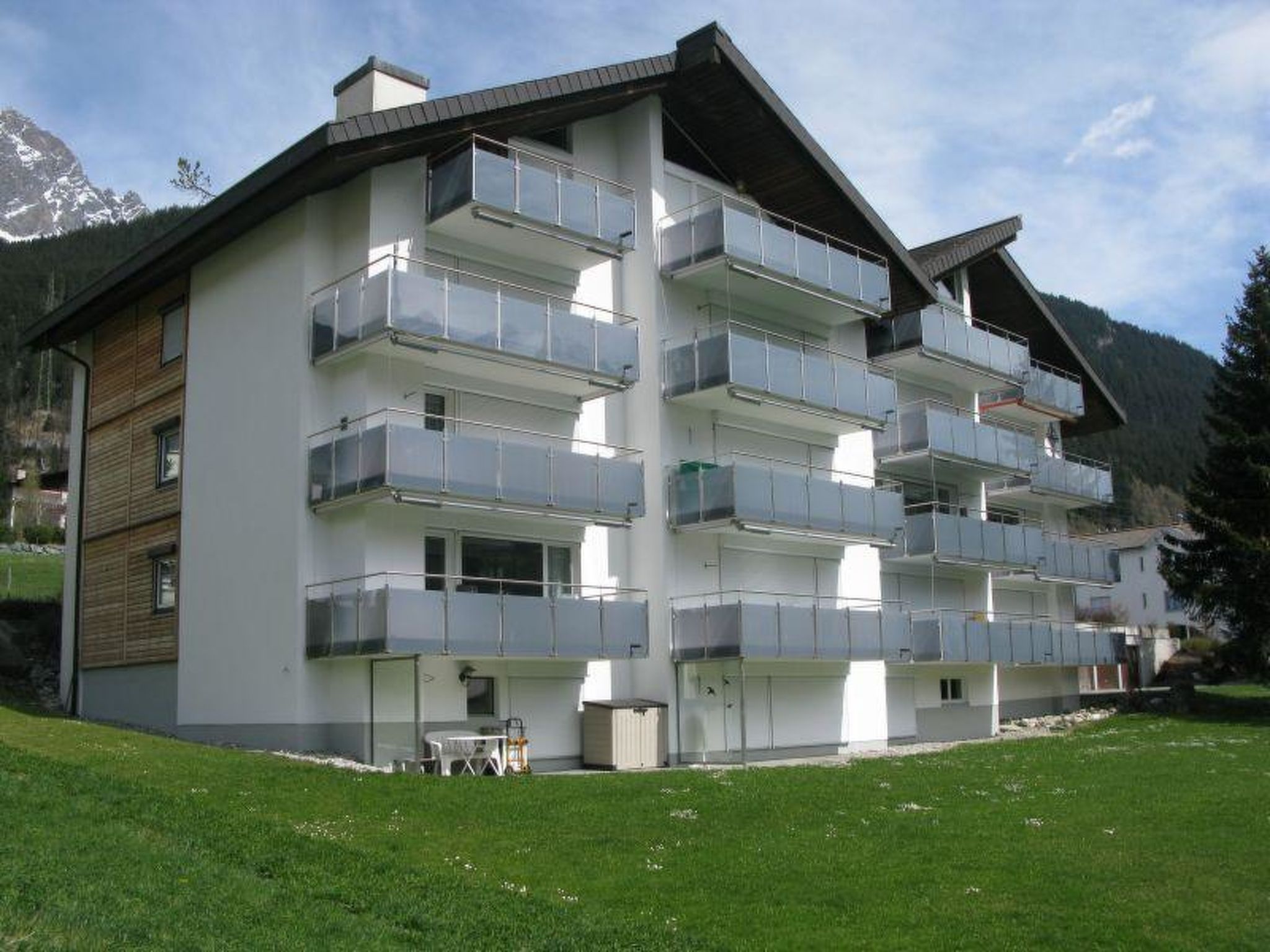 Tgesa La Niva 1 Appartement/Fewo, Dusche oder Bad, WC, 2 Schlafräume - Image 2