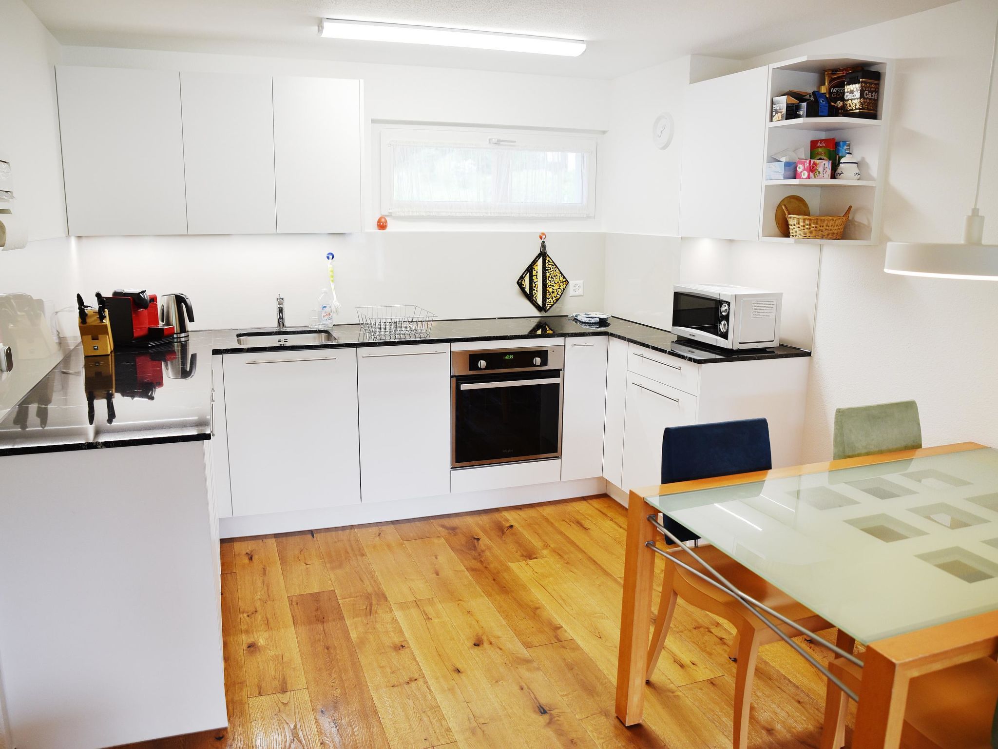 Tgesa Sunnmatt 24 Appartement/Fewo, Bad, WC, 1 Schlafraum