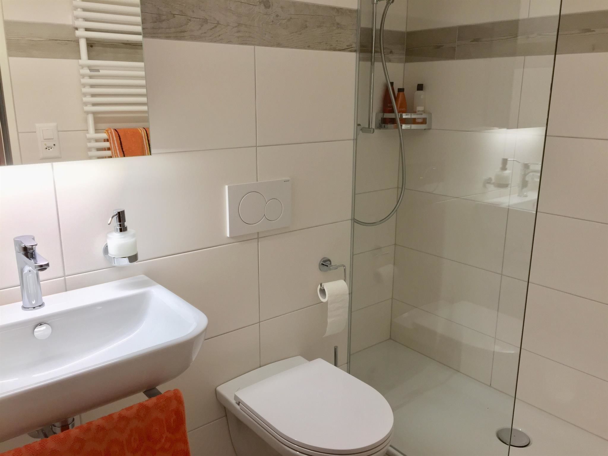 Corn Alv 13 Appartement/Fewo, Dusche oder Bad, WC, 1 Schlafraum - Image-tags.info