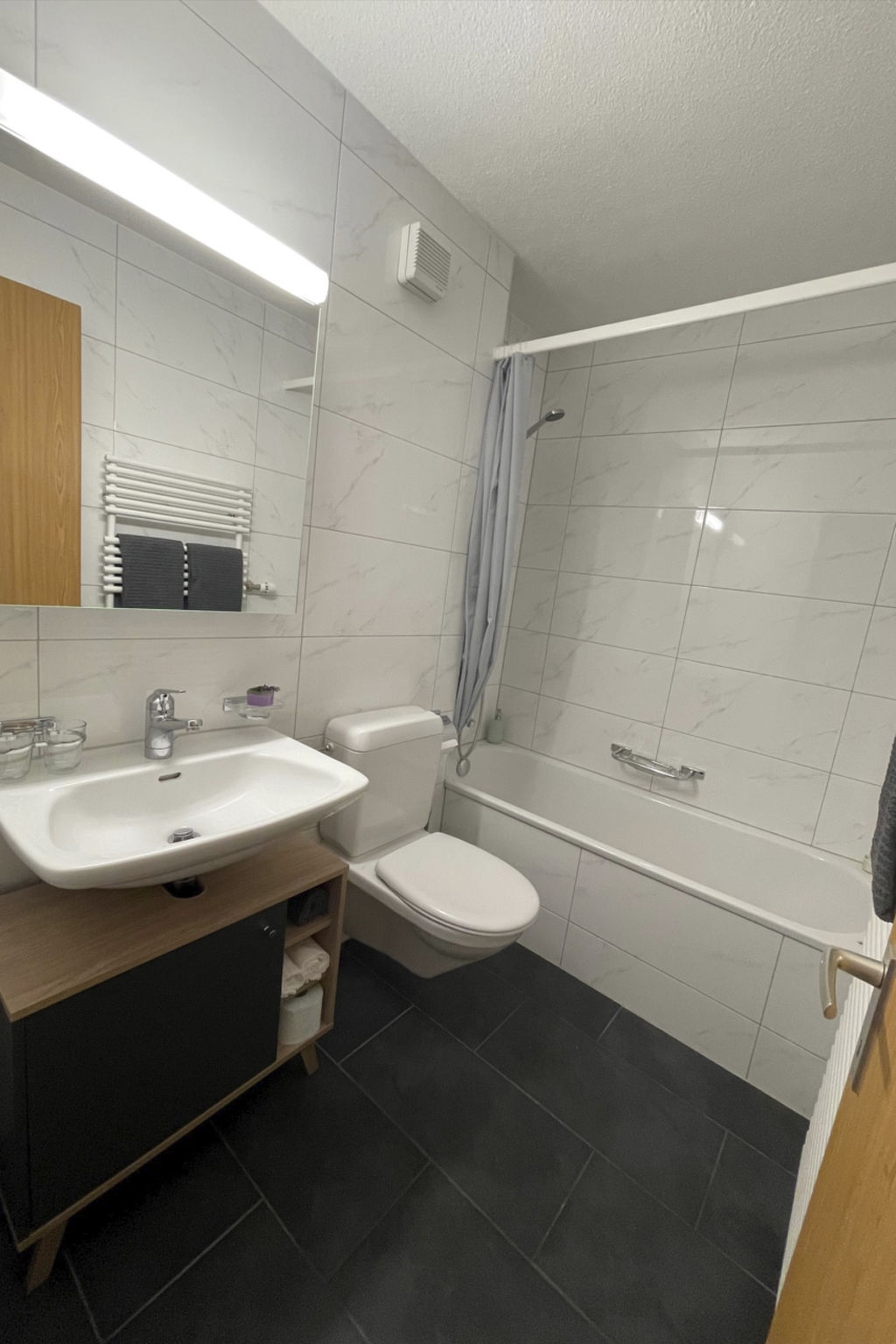 Appartamento Wyss Appartement/Fewo, Bad, WC, 3 Schlafräume - Image-tags.info