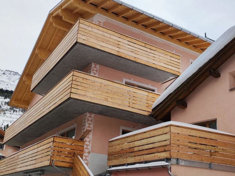 Bergnest 4 Appartement/Fewo, Bad, WC, 2 Schlafräume in Bivio