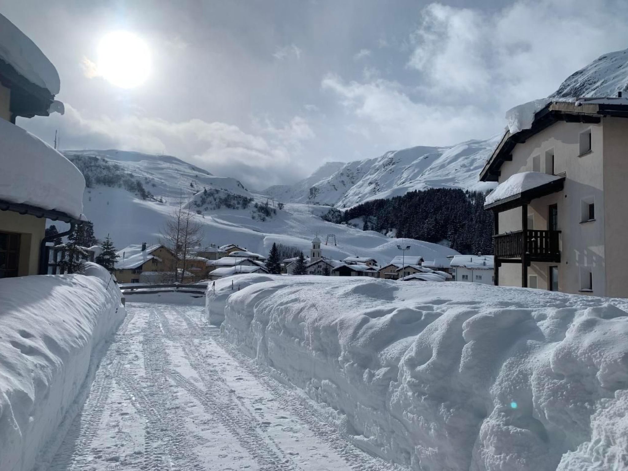 Mit Panoramablick in die Bergwelt-Image-tags.info