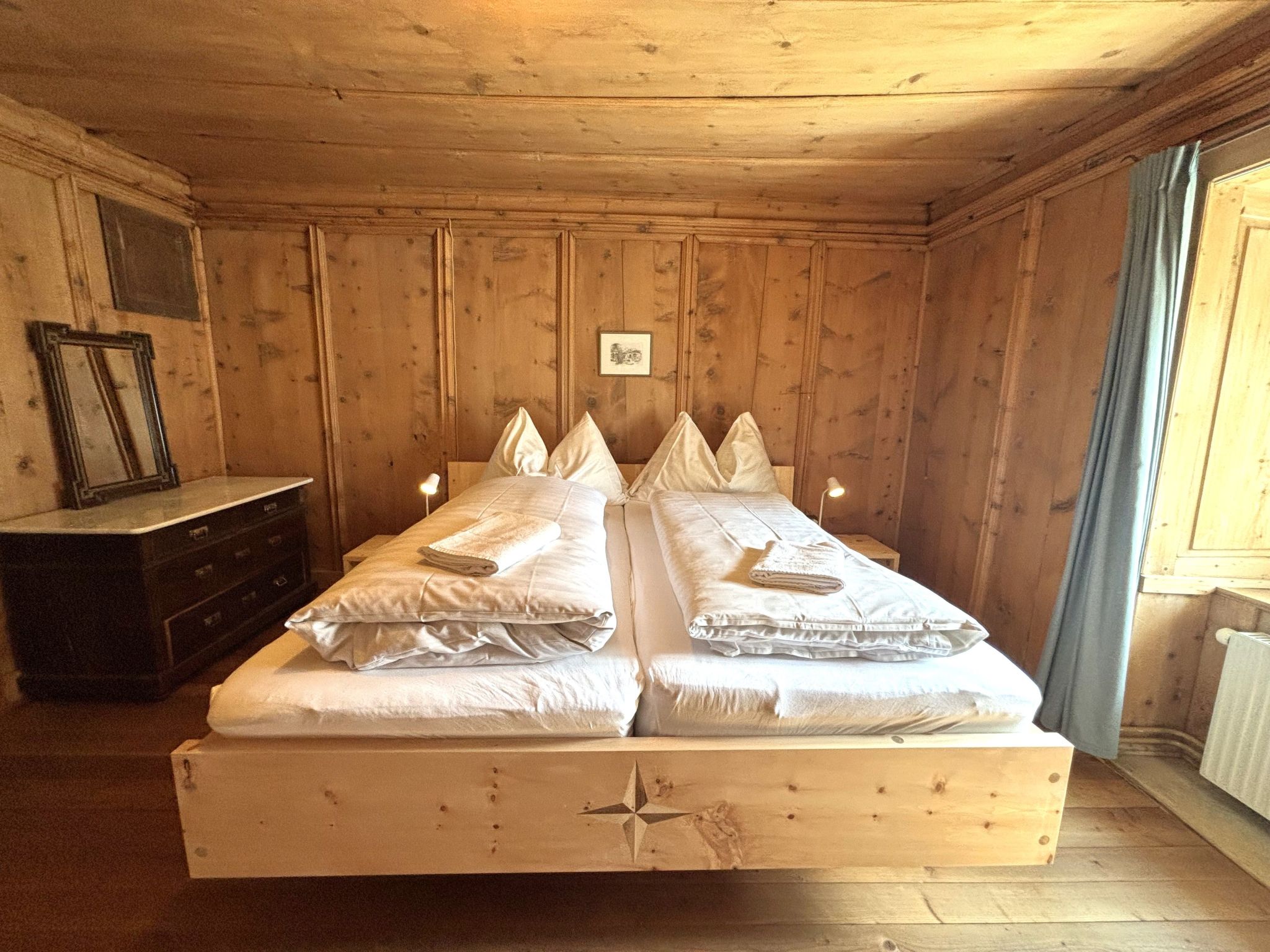 Appartement Haus Buol Bergün, (Bergün/Bravuogn), 213 – Chambre, photo 6 sur 21