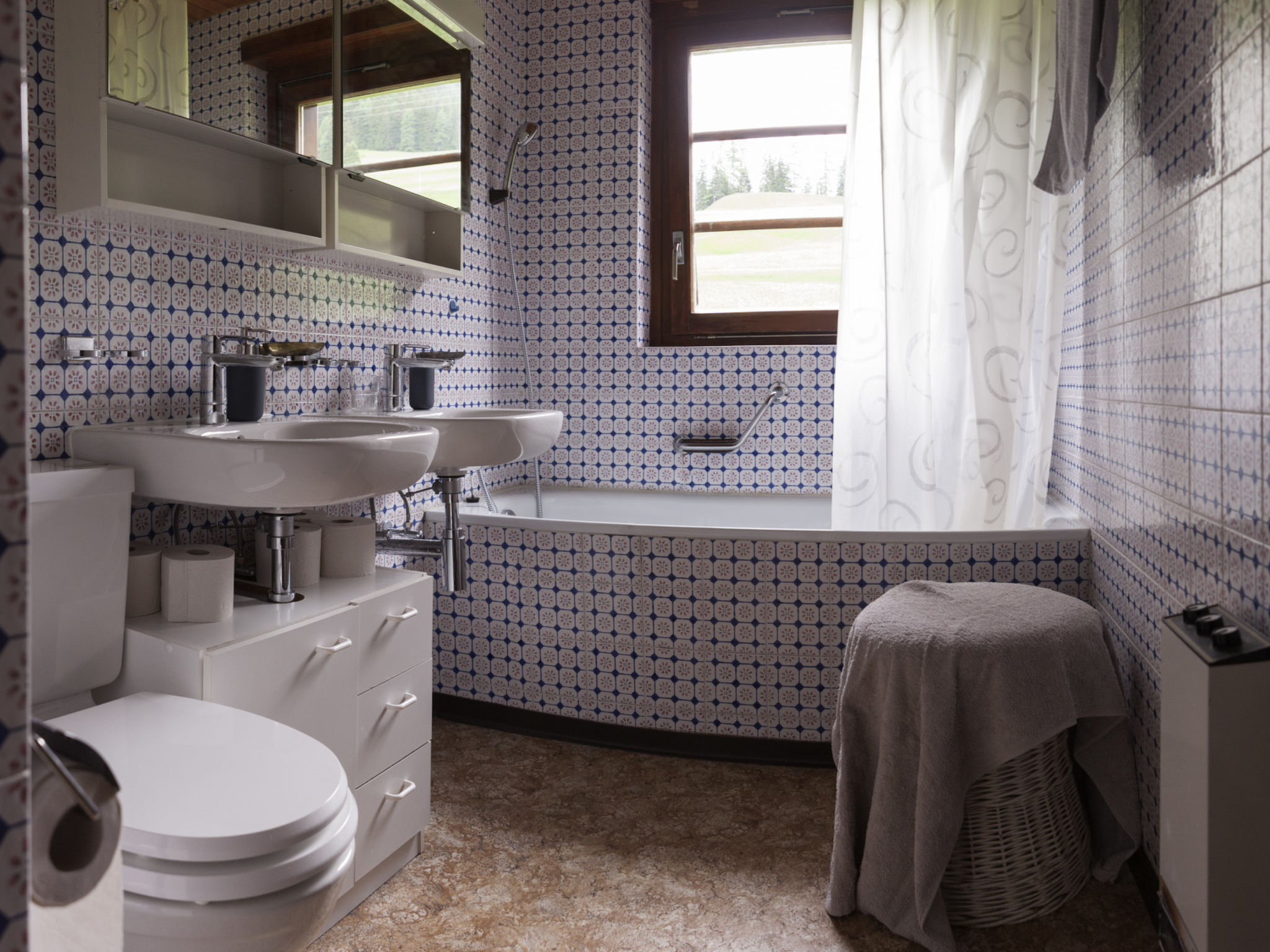 Cond. Albula A6°, (Bergün/Bravuogn). - Binnen