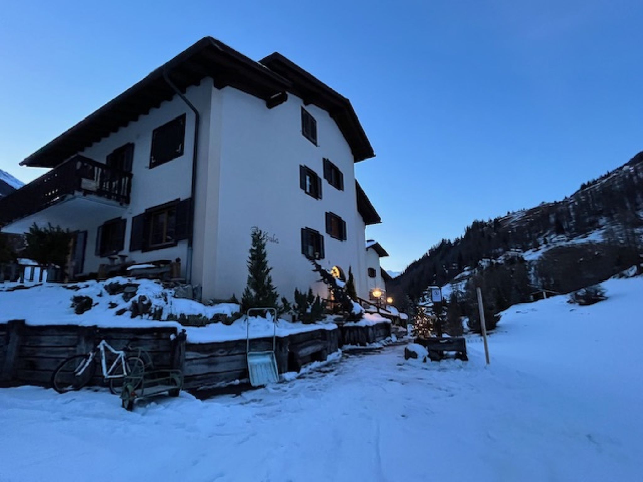 Albula B Chasa Nana, (Bergün/Bravuogn), 232 - Draußen