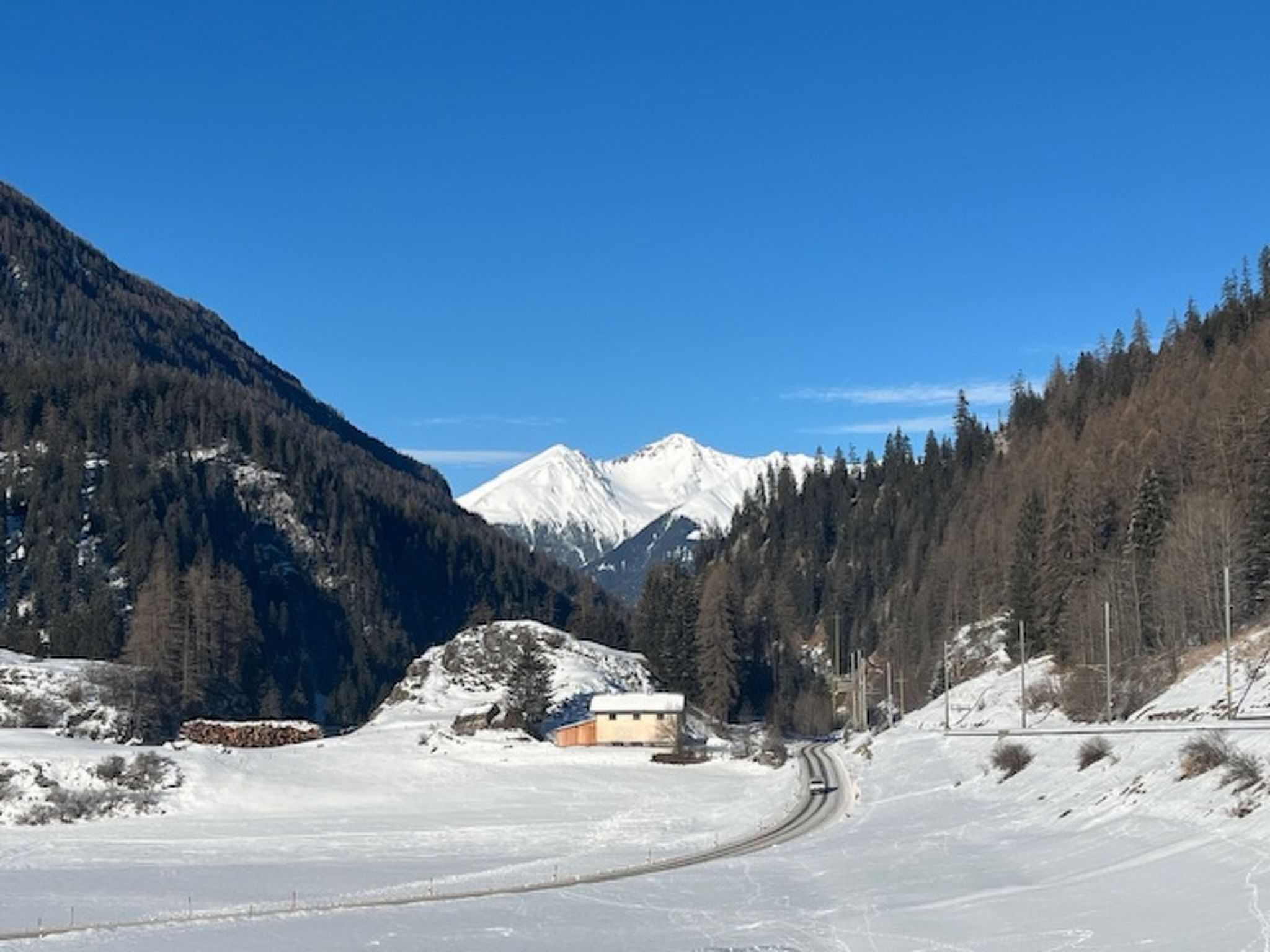 Albula B Chasa Nana, (Bergün/Bravuogn). - Buiten