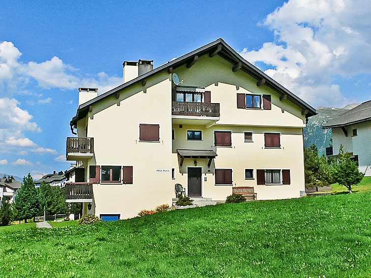 Chesa Mulin Apartment in St Moritz