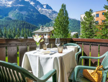 Ruim 3-kamerappartement bij het meer van St. Moritz met uitzicht op de bergen - thumbnail 5