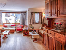 Ruim 3-kamerappartement bij het meer van St. Moritz met uitzicht op de bergen - thumbnail 6