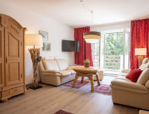 St. Moritz appartement vlakbij meer en piste - thumbnail 1