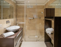 Chesa Piz Mezdi – Centraal appartement in St. Moritz Bad, 400m van het meer - thumbnail 4