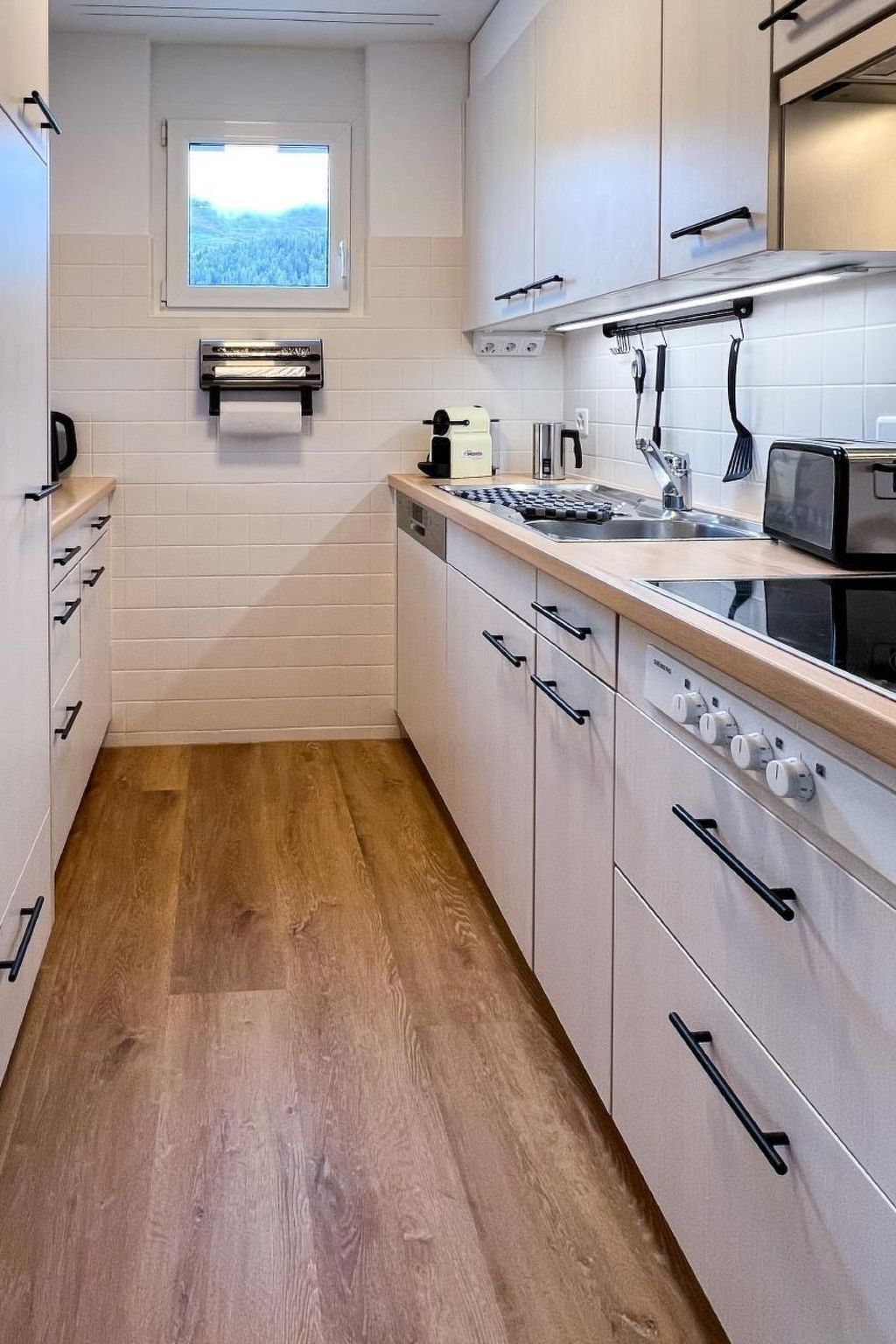 Suot Staz 10-Image-tags.info