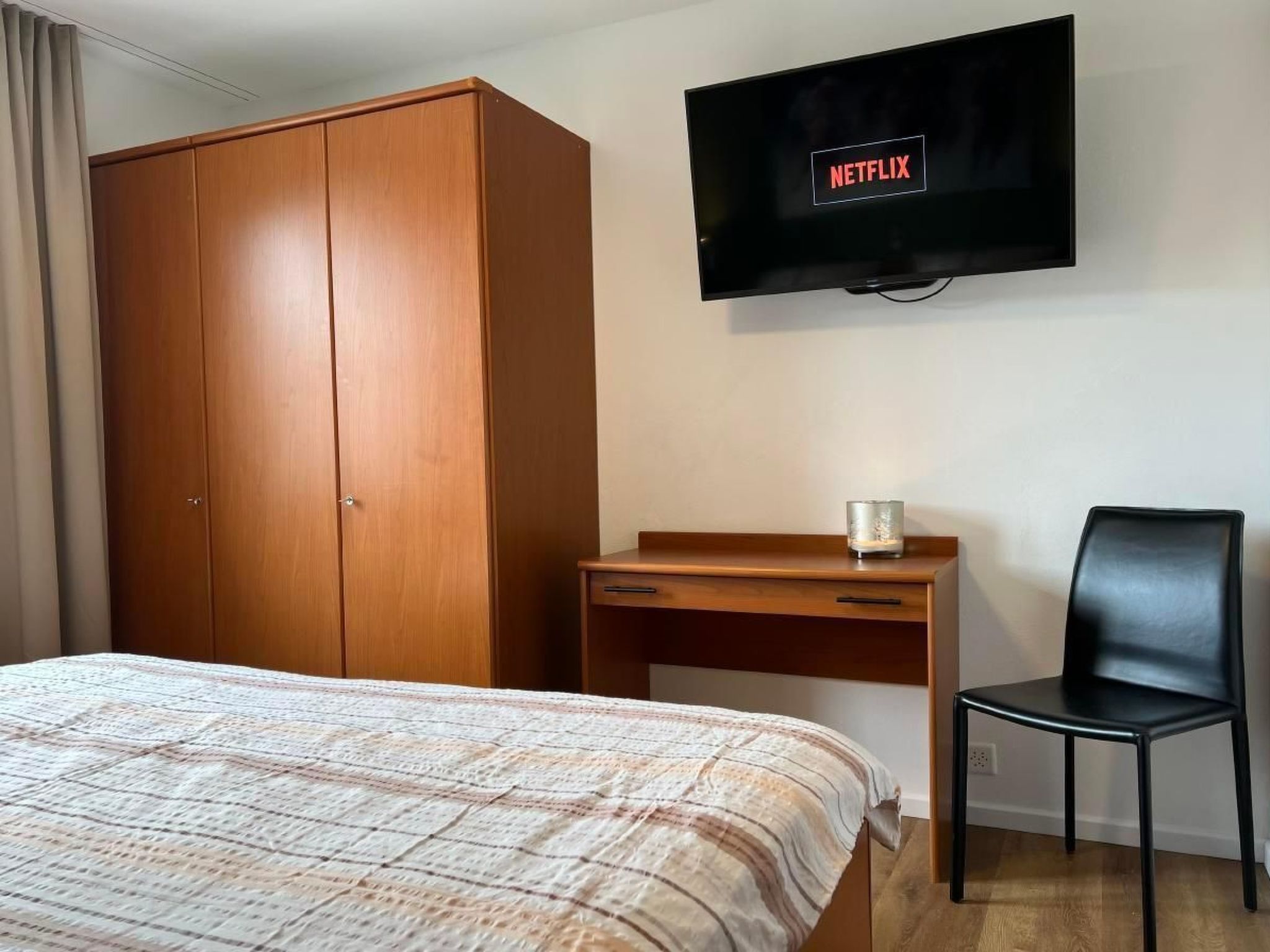 Suot Staz 10-Image-tags.info