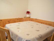 Knus appartement in St. Moritz Bad, vlakbij meer en skilift - thumbnail 3