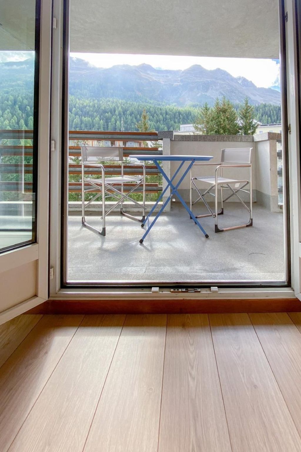 Derby 37-Image-tags.info