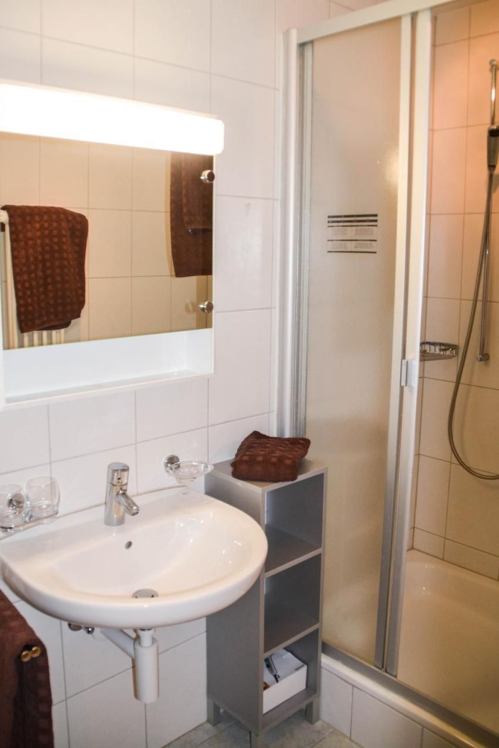 Derby 37-Image-tags.info