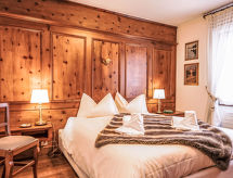 Royaal appartement in St. Moritz Bad, 50 meter van het meer - thumbnail 1