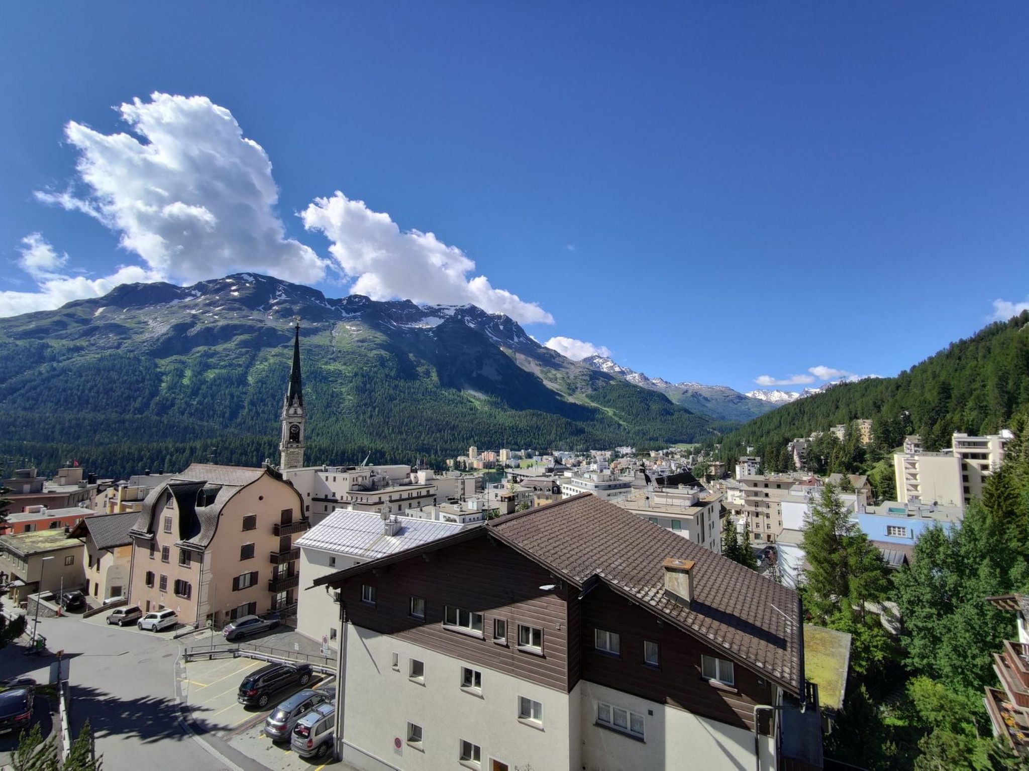 Photo of Apartment Tinus - Ruhige Wohnung im Zentrum von St. Moritz mit Aussicht
