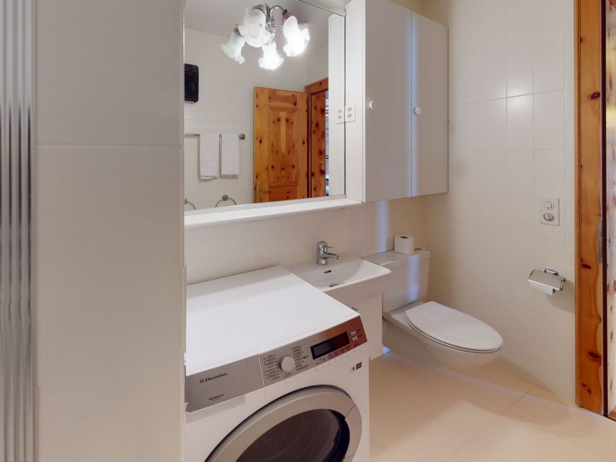 Photo of Apartment Tinus - Ruhige Wohnung im Zentrum von St. Moritz mit Aussicht
