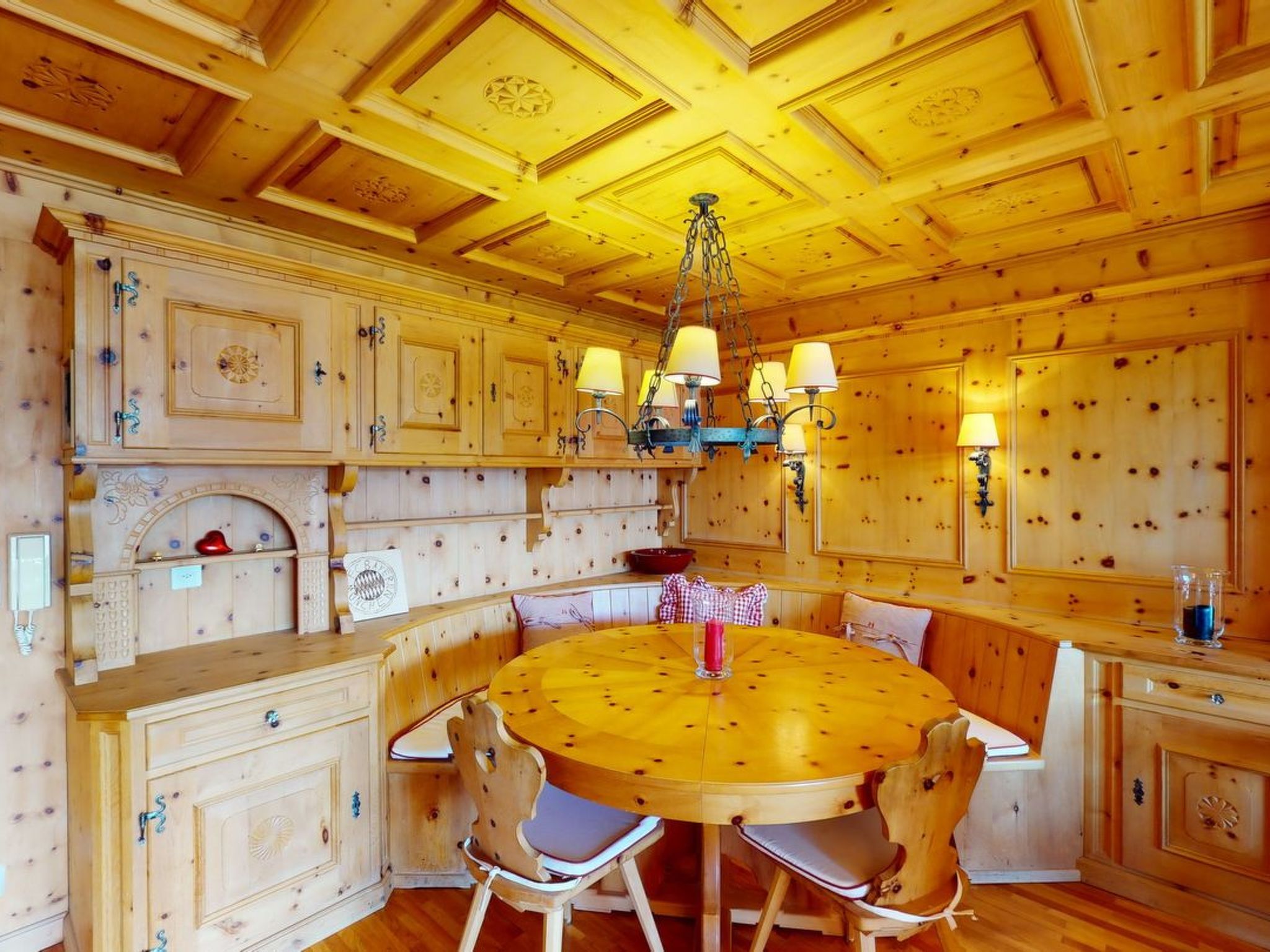 Photo of Apartment Tinus - Ruhige Wohnung im Zentrum von St. Moritz mit Aussicht
