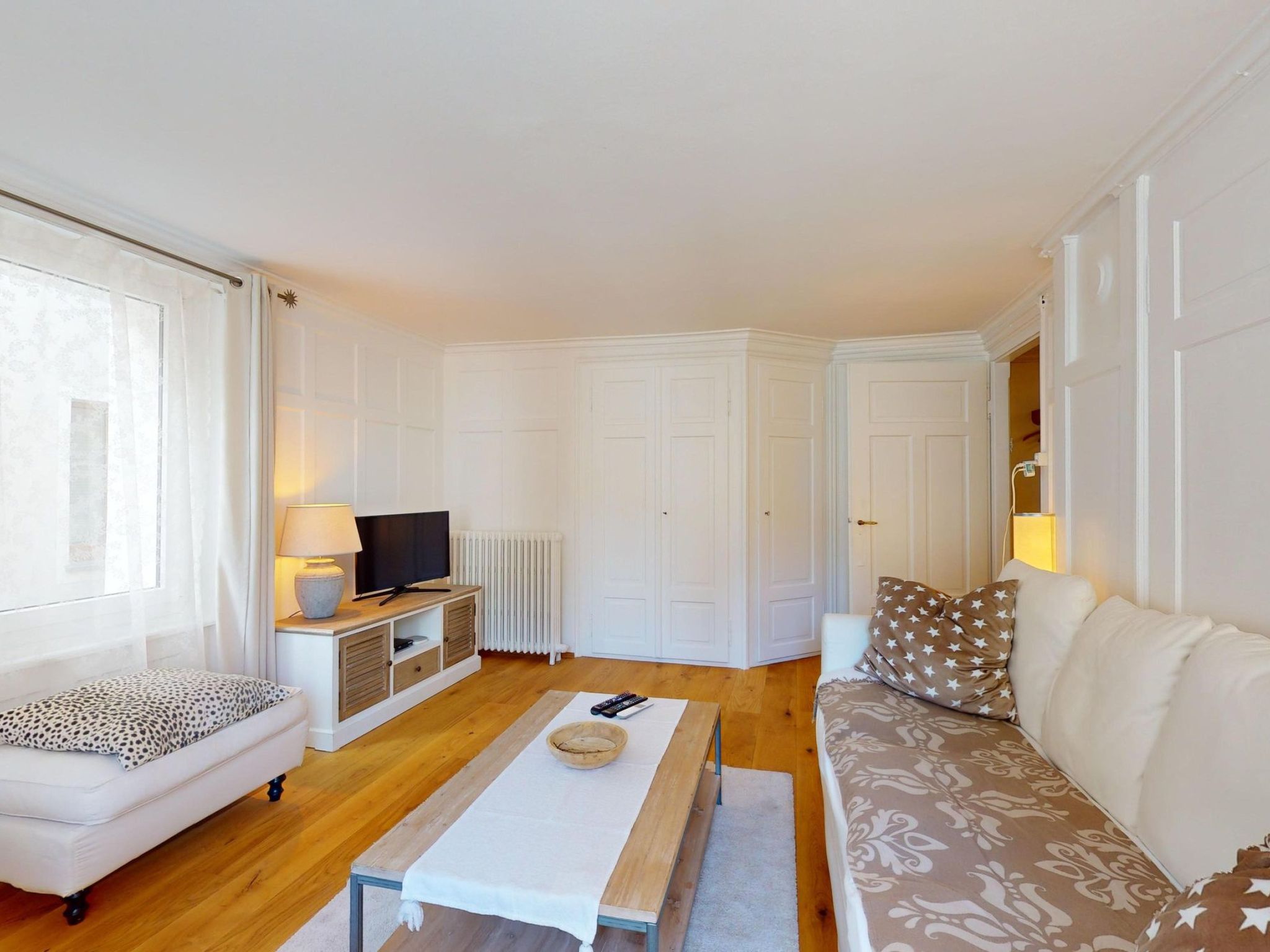 Apartment Chavallera 5