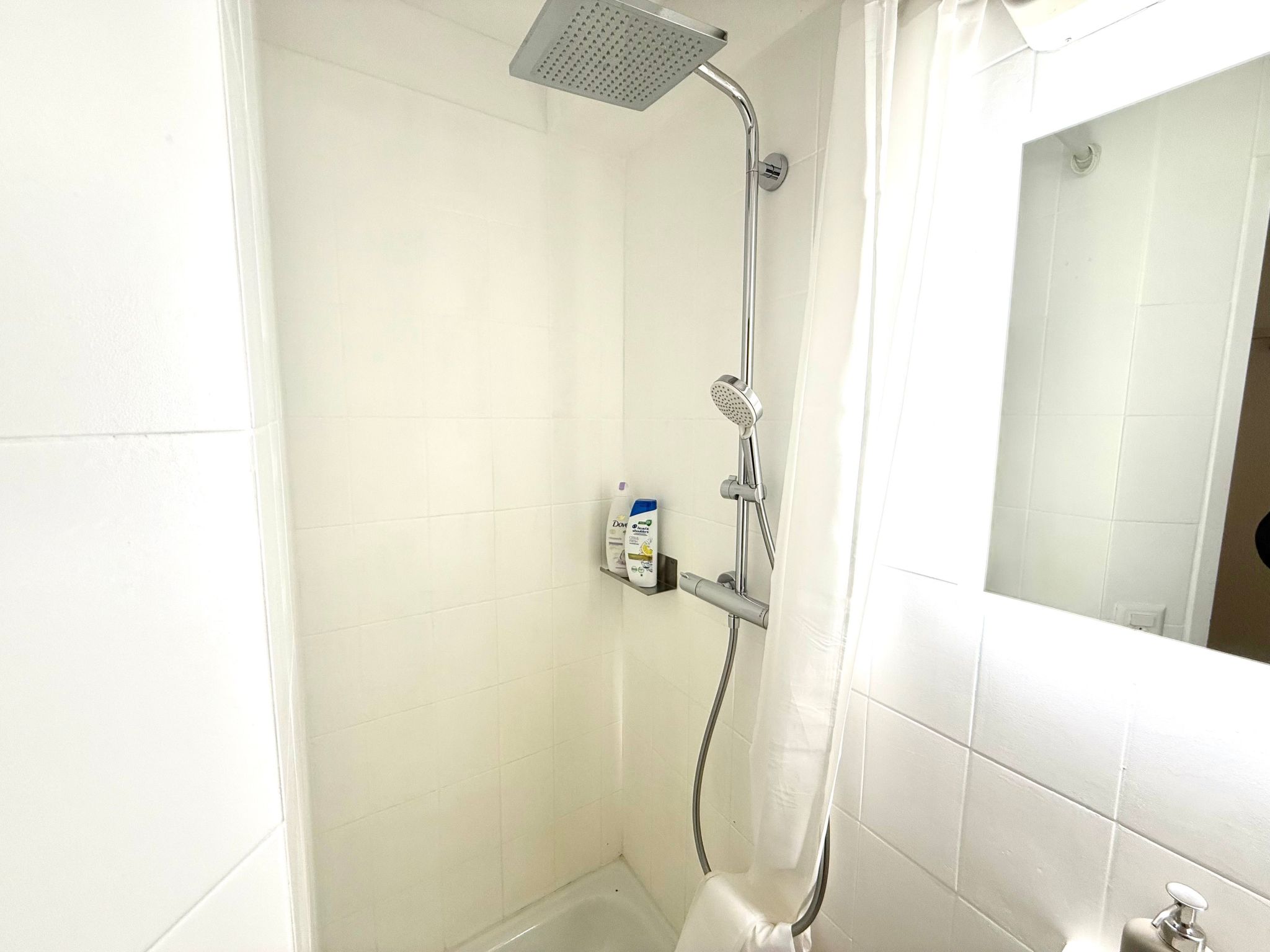 Photo of Studio im Zentrum, Schwimmbad und 400m von Skiliften entfernt