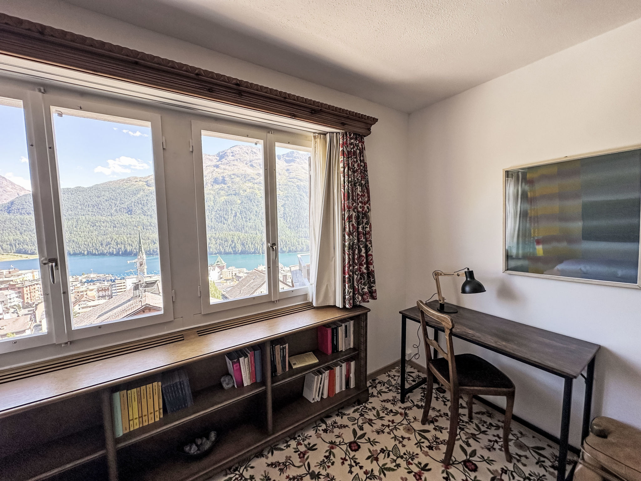 Fullun 14 Lake and Mountains - Inside