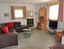 Rustiek appartement aan de skipiste met uitzicht op de bergen in Bever - thumbnail 3