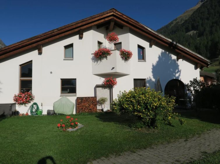 Centraal gelegen appartement in Bever met prachtig bergzicht in Bever
