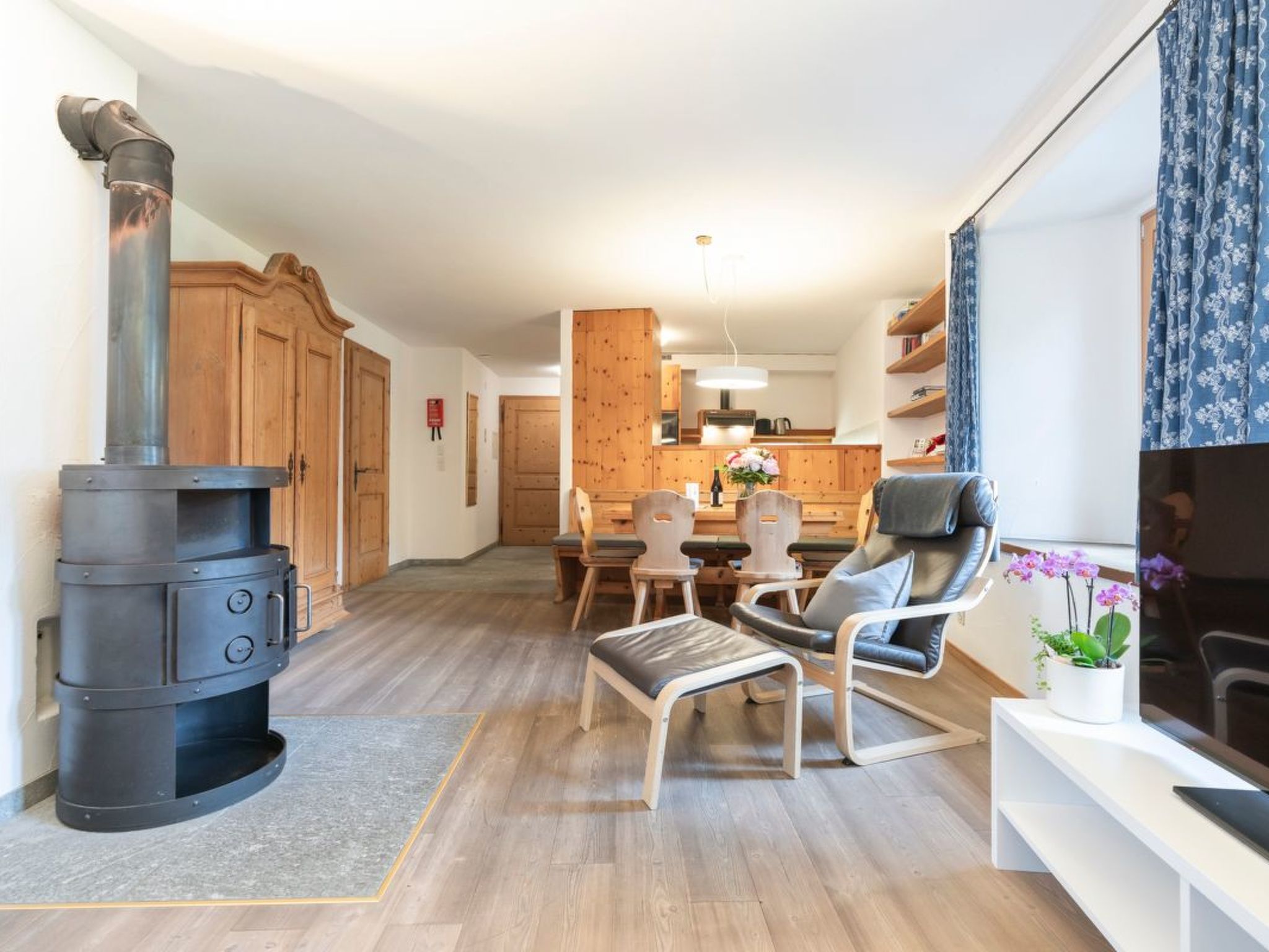 Chesa Michel Palü-Image-tags.info