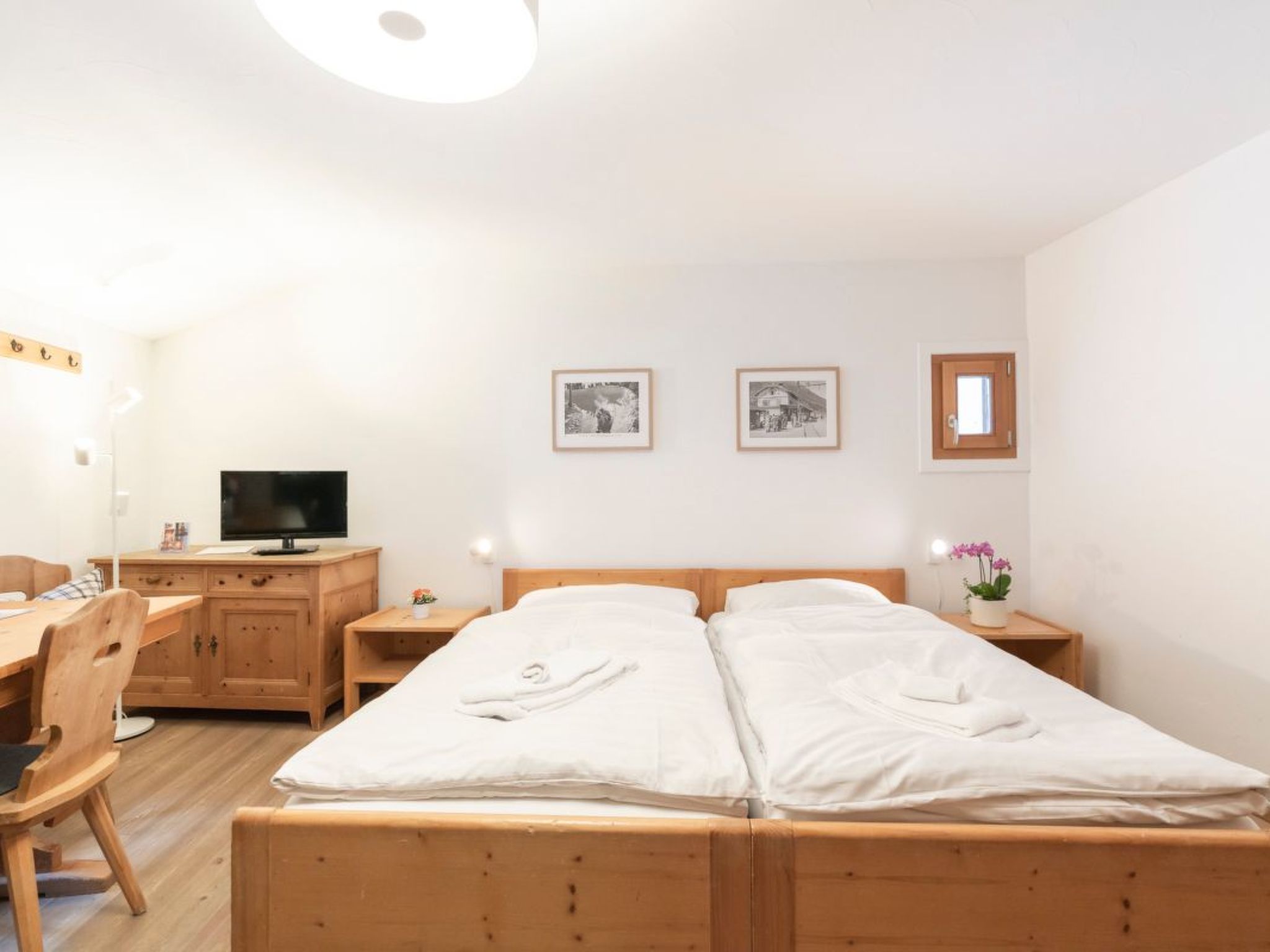 Chesa Michel Grisch-Image-tags.info