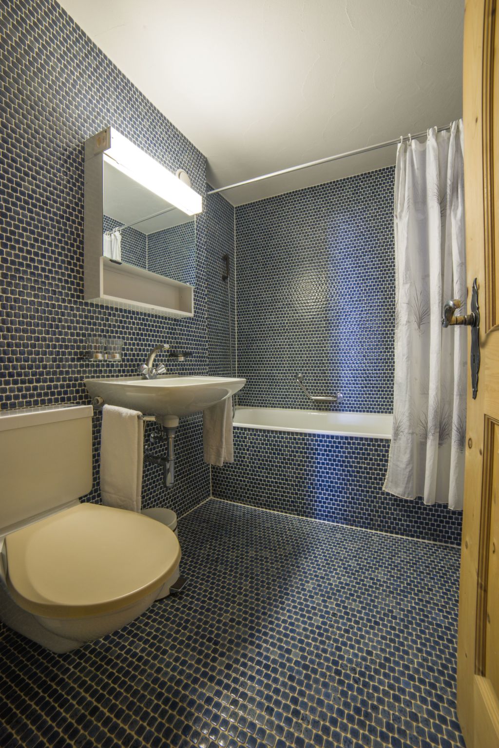 Roseg und Nair-Image-tags.info