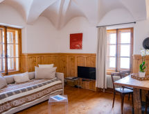 Ferienwohnung Chesa Chascharia 1