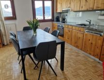 Chesa Piz Palü: Luxe appartement aan de skipiste in Samedan - thumbnail 2