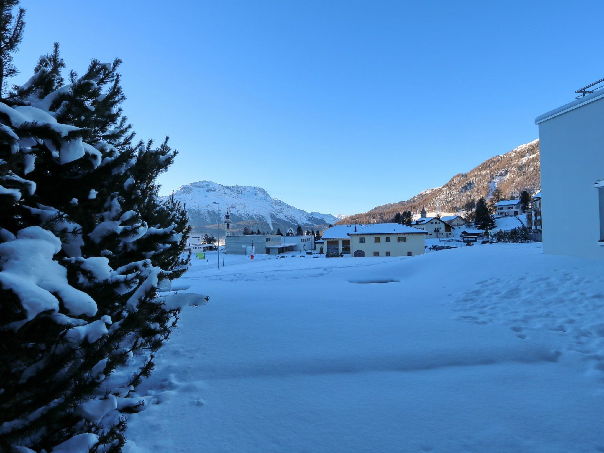Apartment Sur Puoz 3