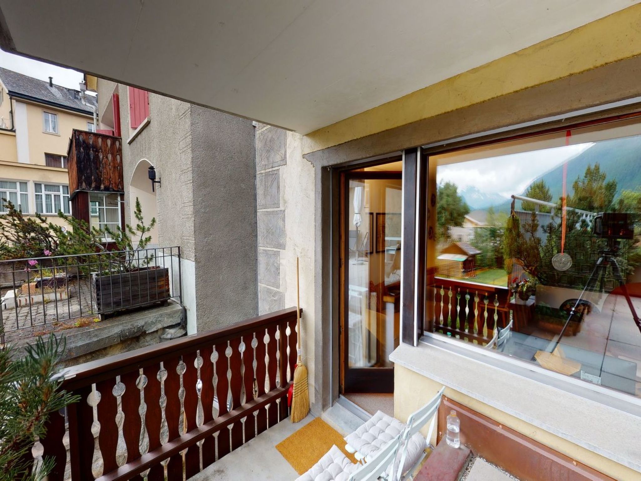 Apartment Pradè - 4.5-Zimmerwohnung mit Terrasse - Image-tags.info