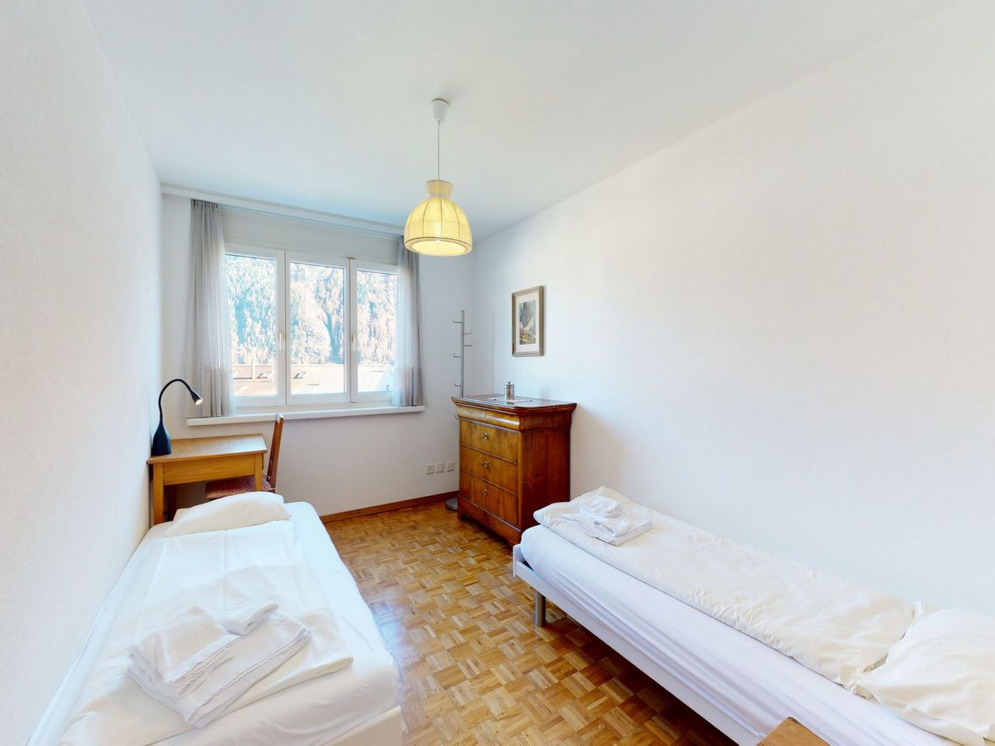 Apartment Crappun 3 - Grosszügige 4.5-Zimmer-Wohnung in zentraler Lage - Image-tags.info