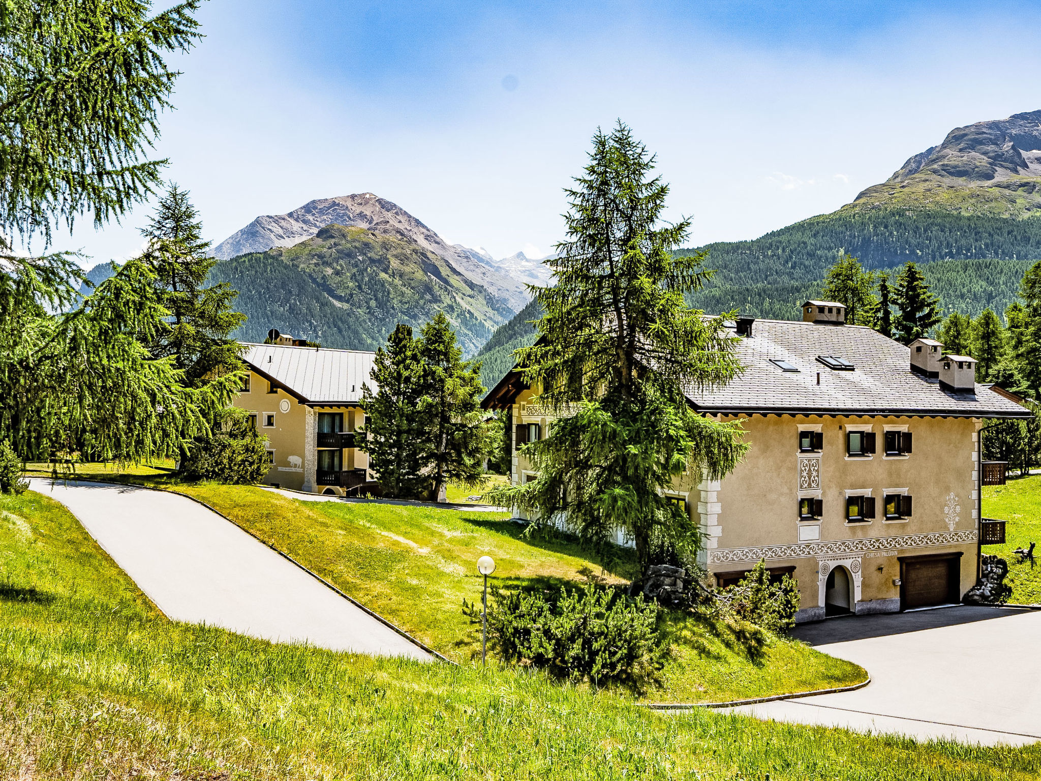 Photo of Chesa Palüdin 10 - Pontresina