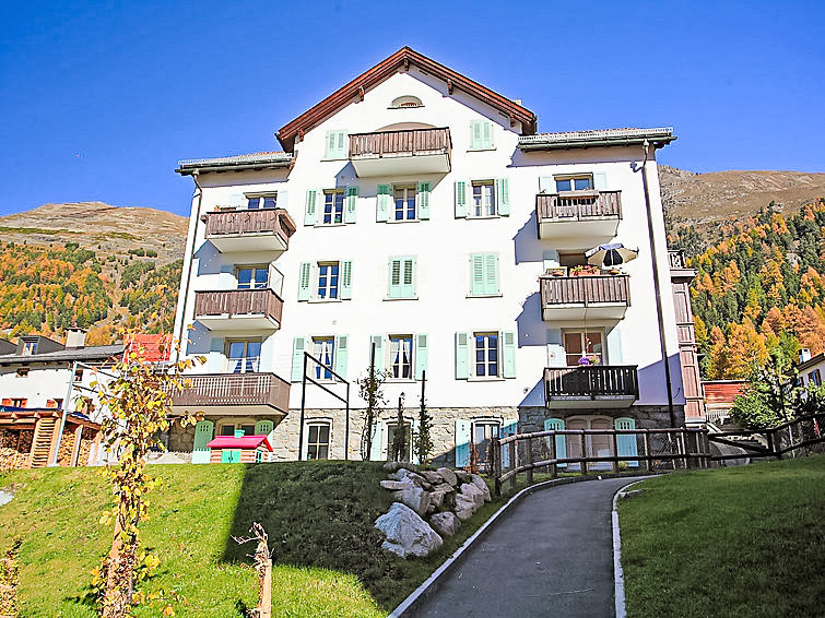 APARTMENT CHESA CORVATSCH