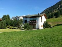 Chesa Ovelin: Luxe appartement met wellness in Pontresina, Engadin - thumbnail 1